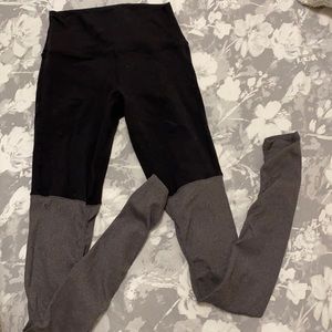 Alo yoga pants